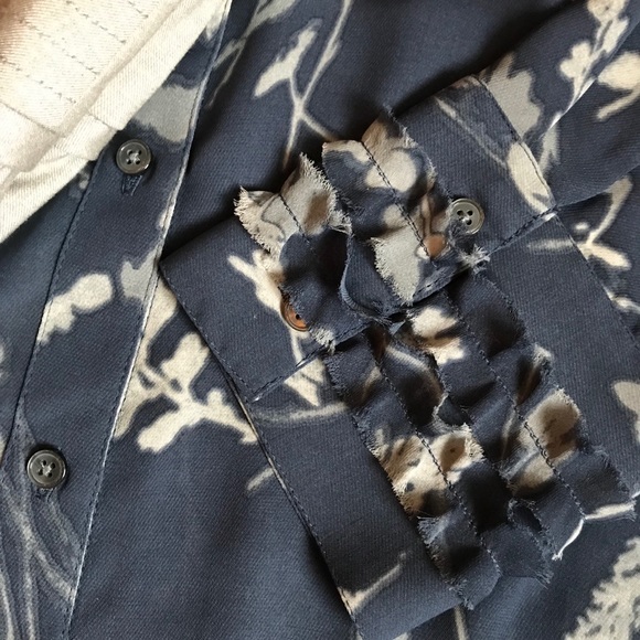 Sheer Button-Up Blouse - Picture 5 of 6